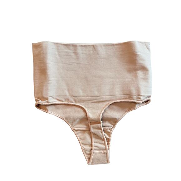 NWT SKIMS core control high-waisted thong. Shapewear underwear, clay, size S/M - Picture 3 of 6